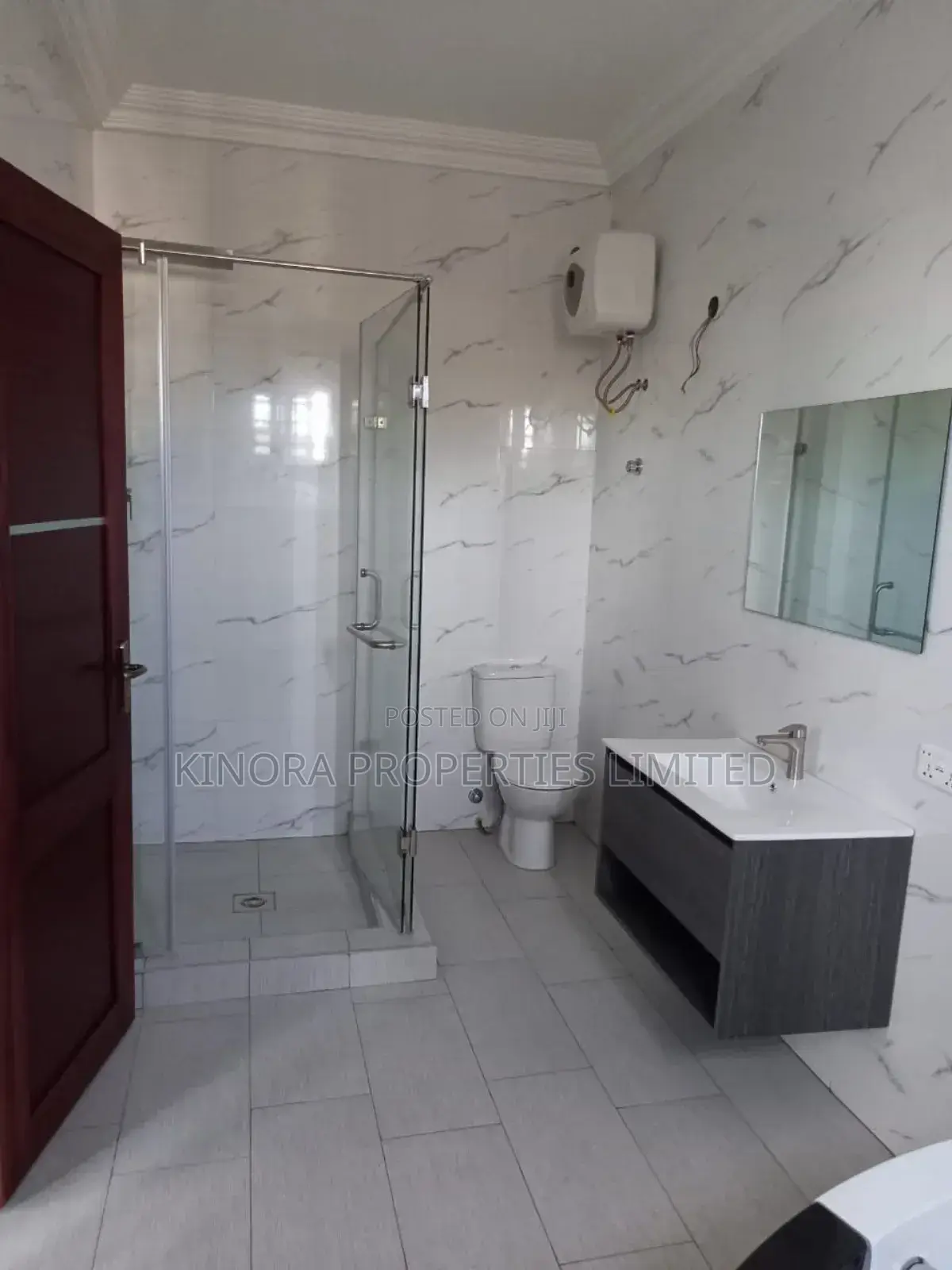 4bdrm Duplex in Mile 7 for rent