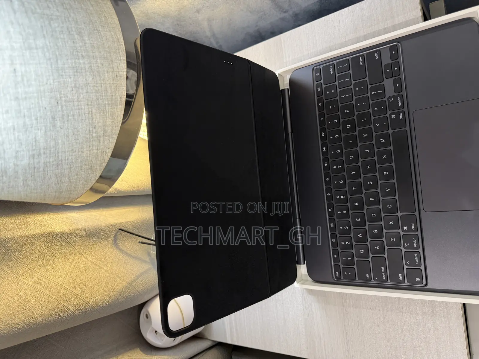 13inch Magic Keyboard For