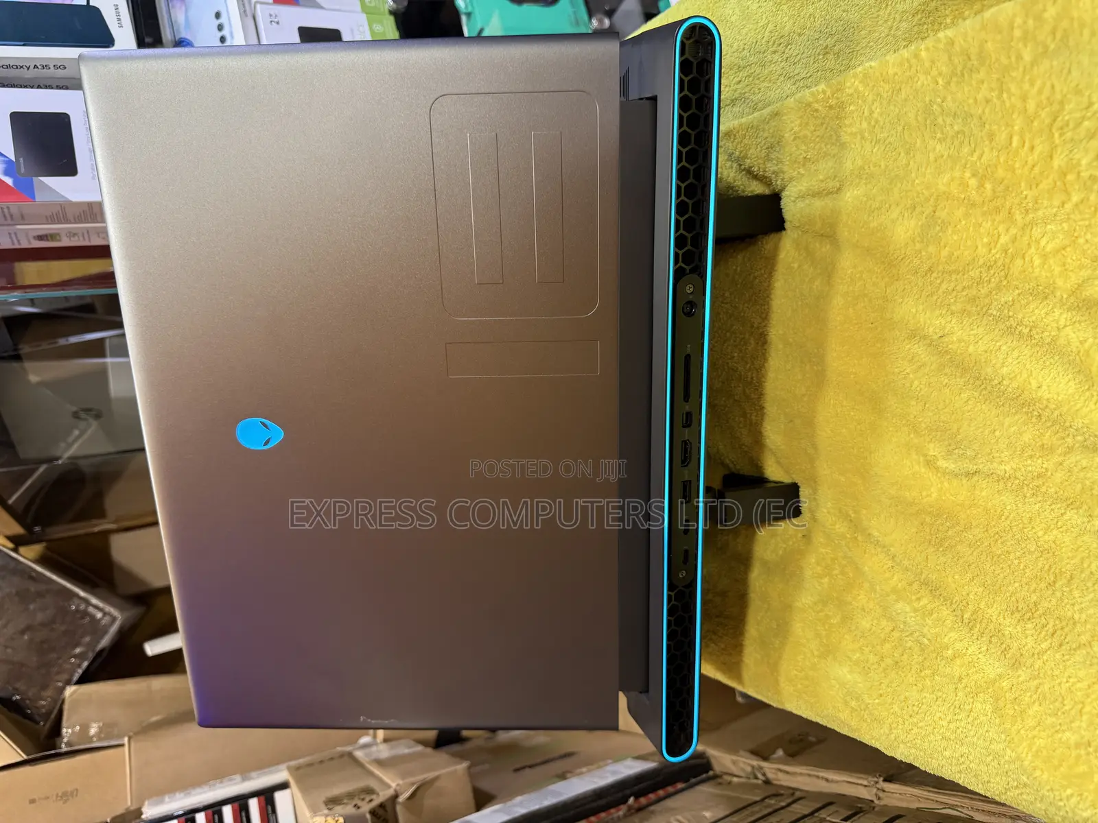 Laptop Alienware M18 R2 40GB Intel Core i9 SSD 1T