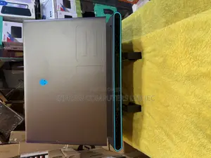 Laptop Alienware M18 R2 40GB Intel Core i9 SSD 1T