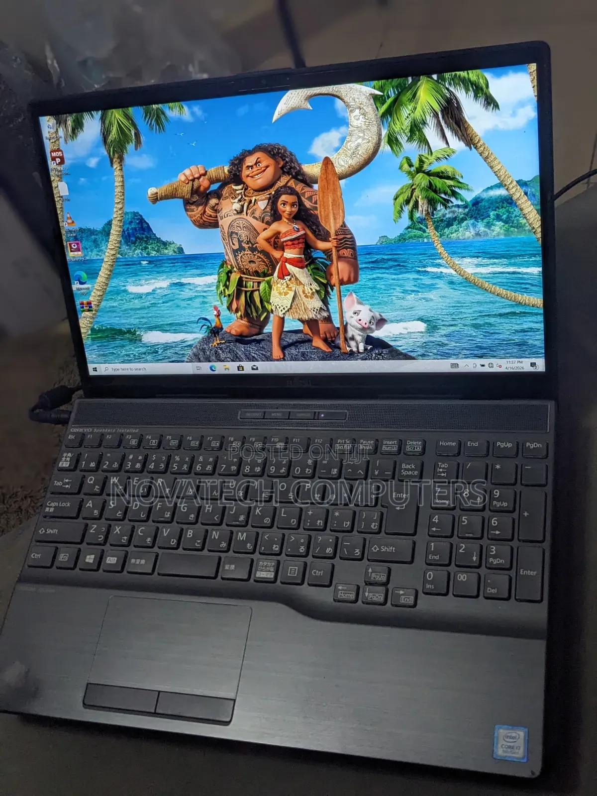 Laptop Fujitsu Lifebook U574 8GB Intel Core i7 SSD 256GB