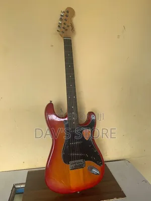Strat-Style Electric Guitar
