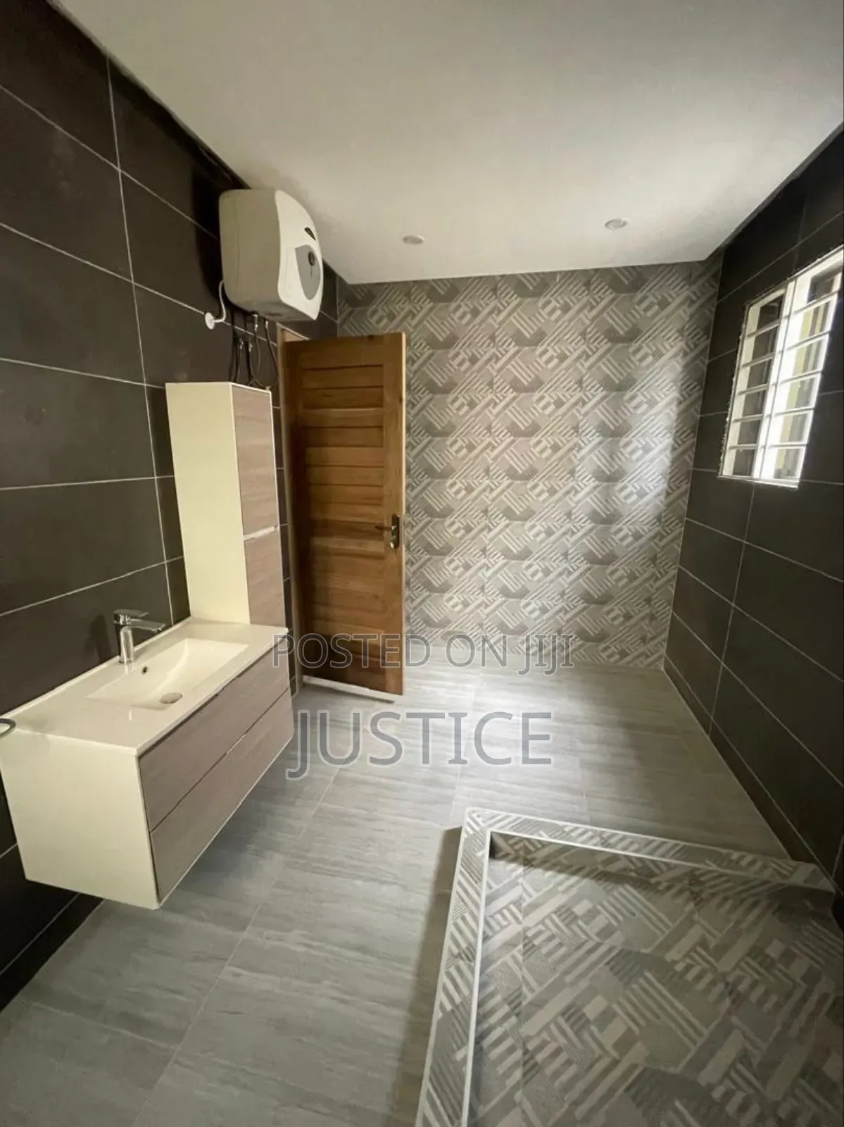 4bdrm House in Atomic Down, Police Station for sale