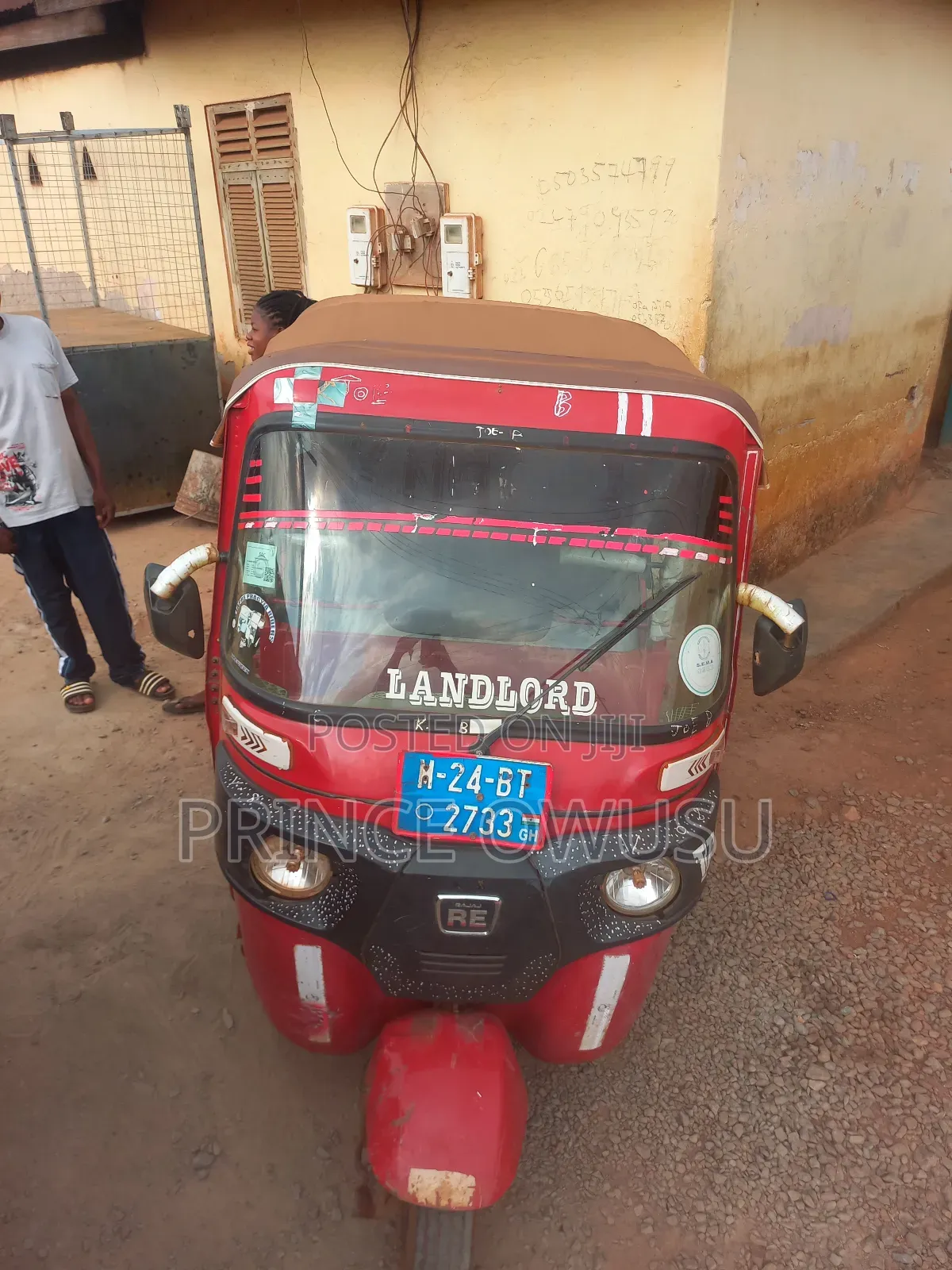 Bajaj RE 2024 Red