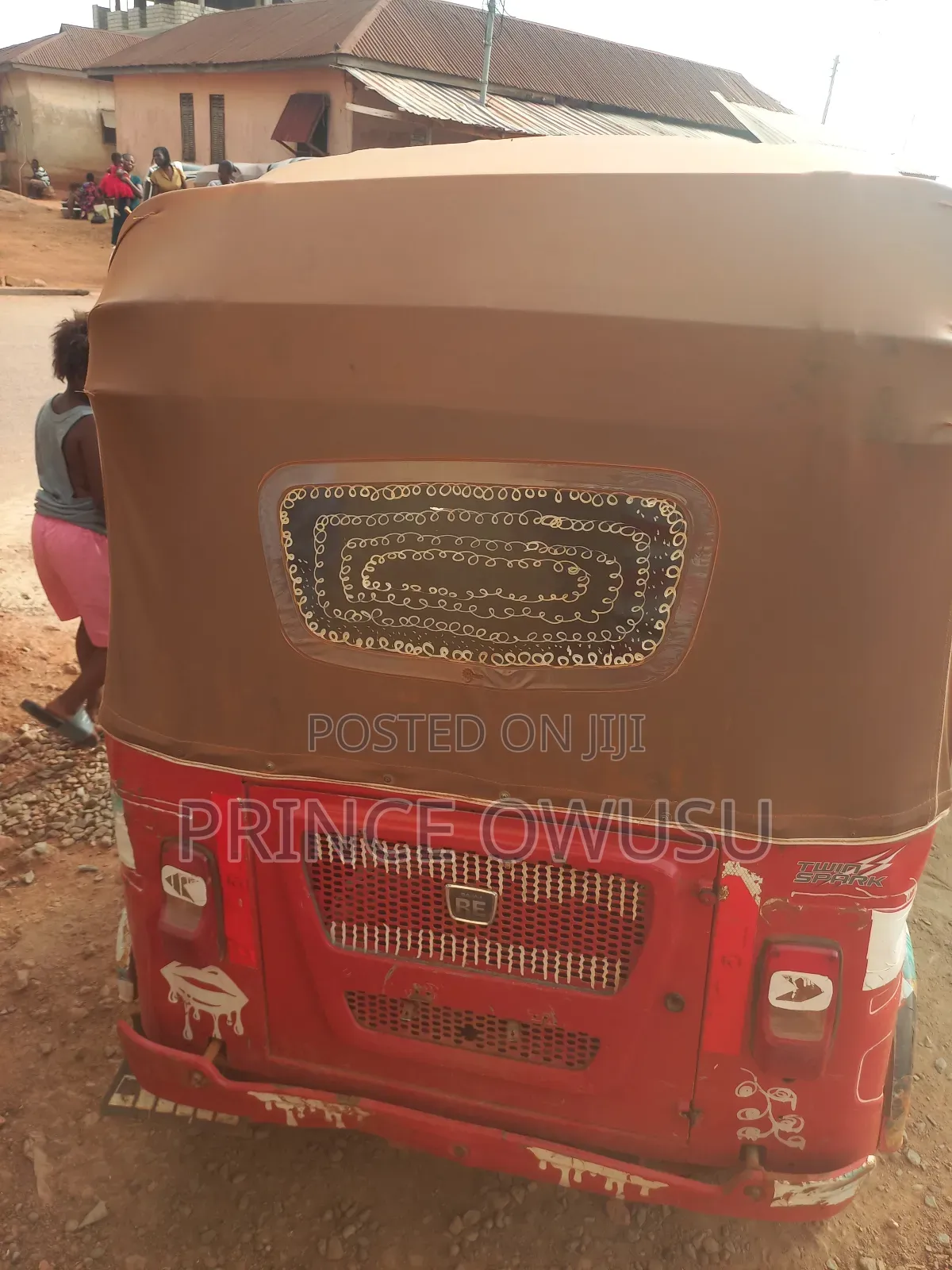Bajaj RE 2024 Red