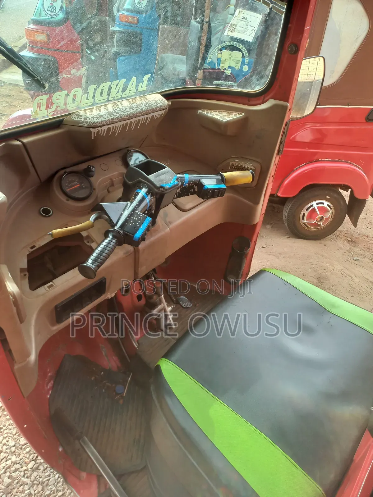 Bajaj RE 2024 Red