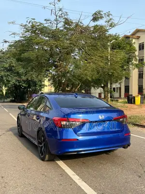 Honda Civic 2022 Blue