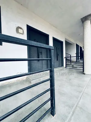 3bdrm Apartment in West Hills Mall Area for rent