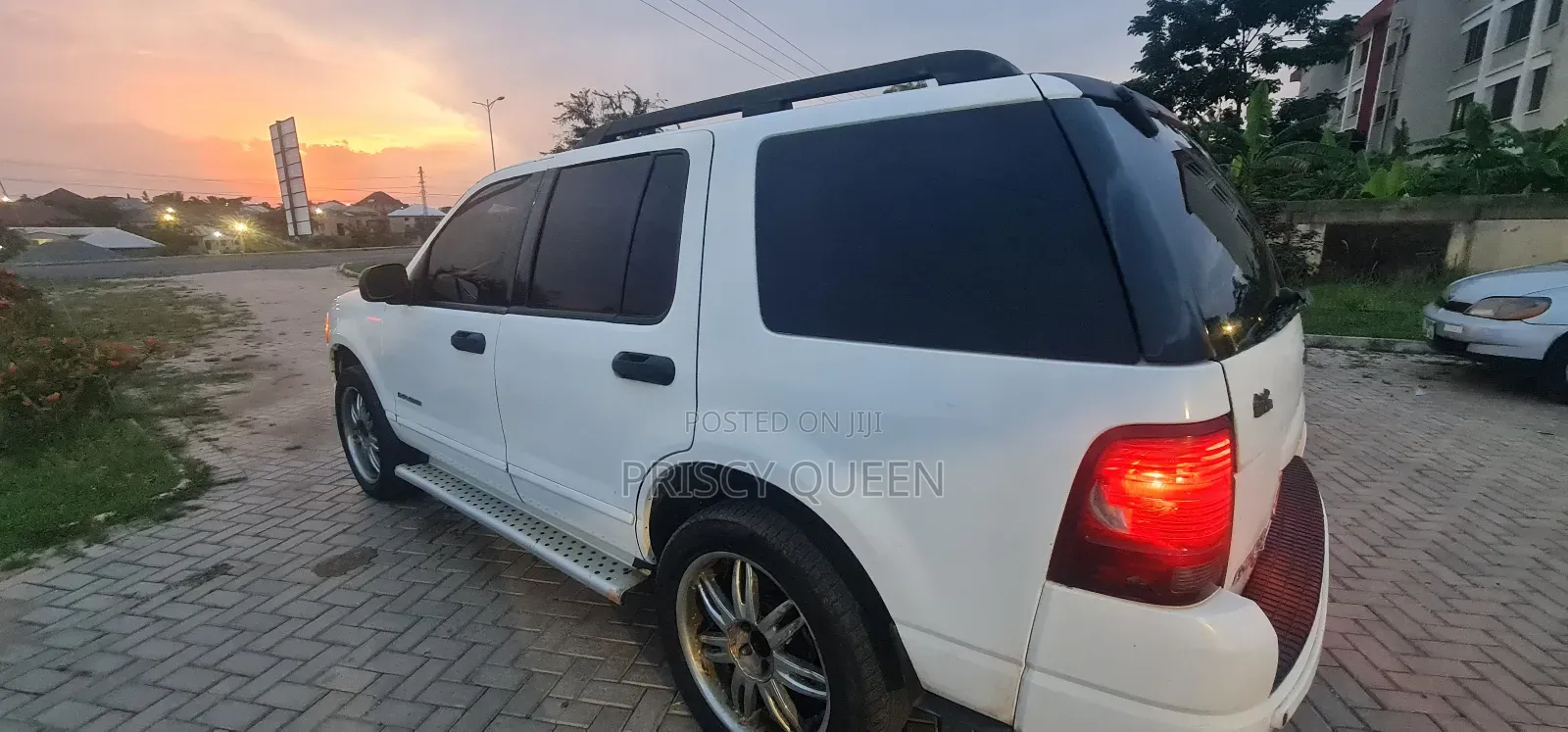 Ford Explorer XLT 4x4 (4.0L 6cyl 5A) 2006 White