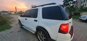 Ford Explorer XLT 4x4 (4.0L 6cyl 5A) 2006 White