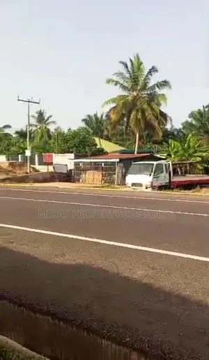 4 Plots of Mainroad Land for Sale at Kasoa Ofaakor