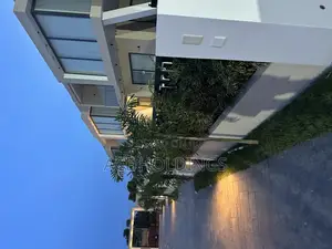 4bdrm House in School Junction, Adjiriganor for sale