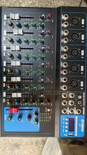 Raw Yamaha Mixer Live 7