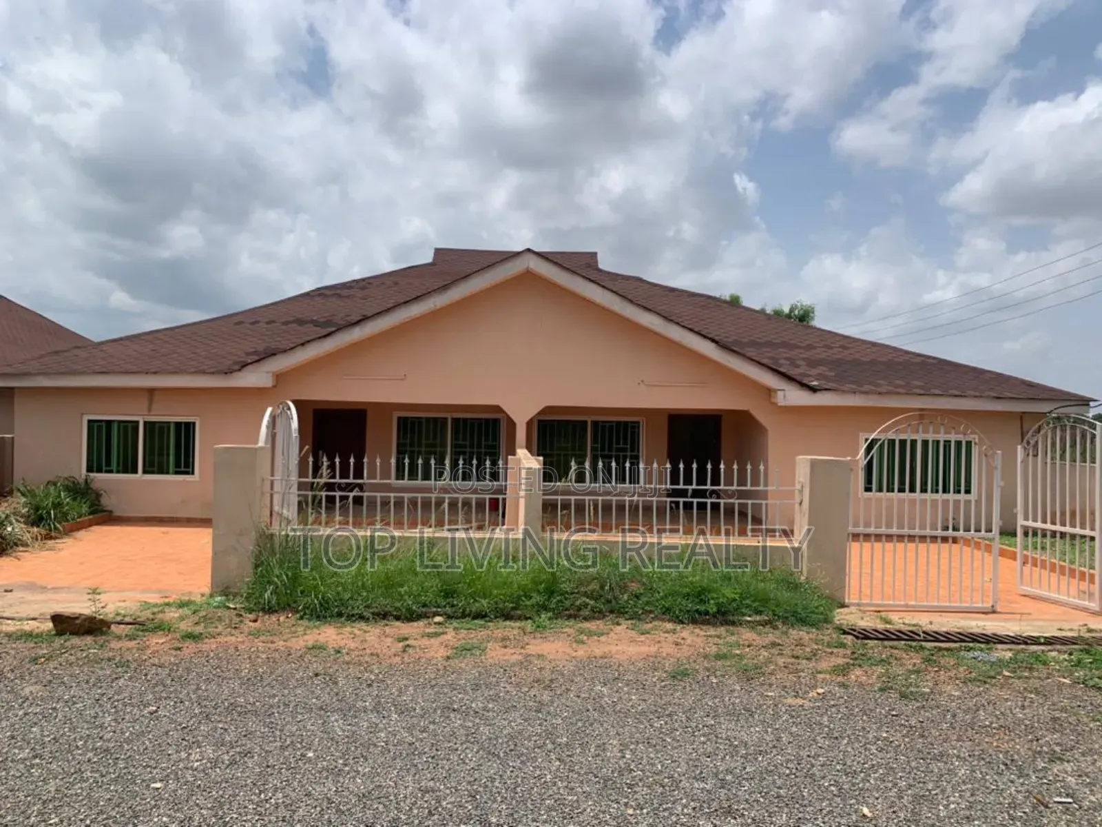 3bdrm House in Amrahia, Malejor for rent