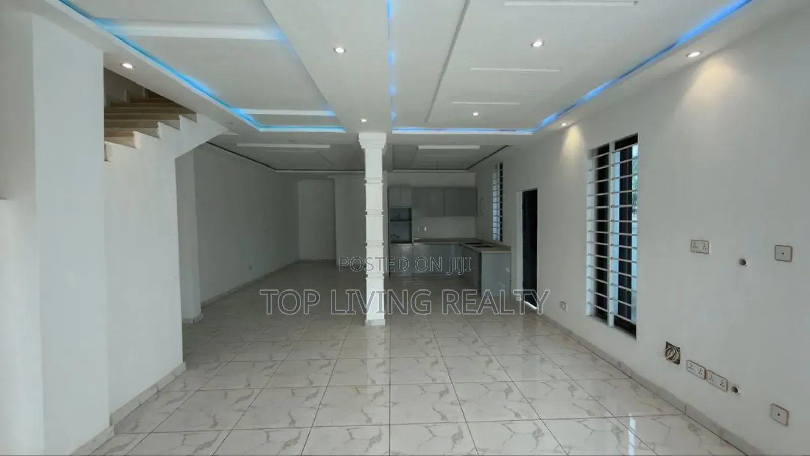 4bdrm Townhouse / Terrace in Oyarifa, Ghana Flag for rent