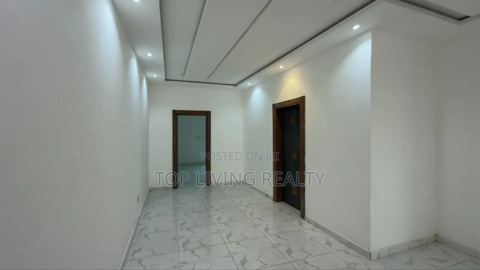 4bdrm Townhouse / Terrace in Oyarifa, Ghana Flag for rent