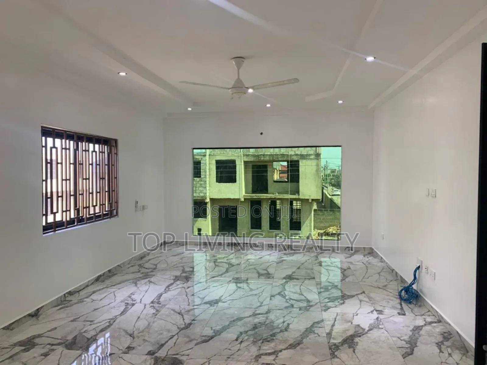 4bdrm House in Oyarifa, Ghana Flag for rent
