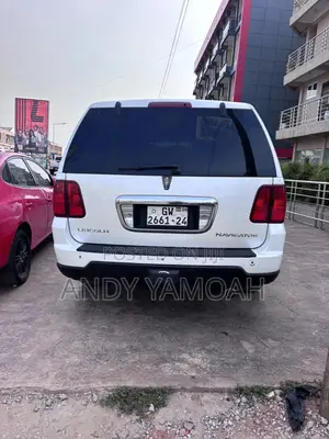 Lincoln Navigator 2007 White