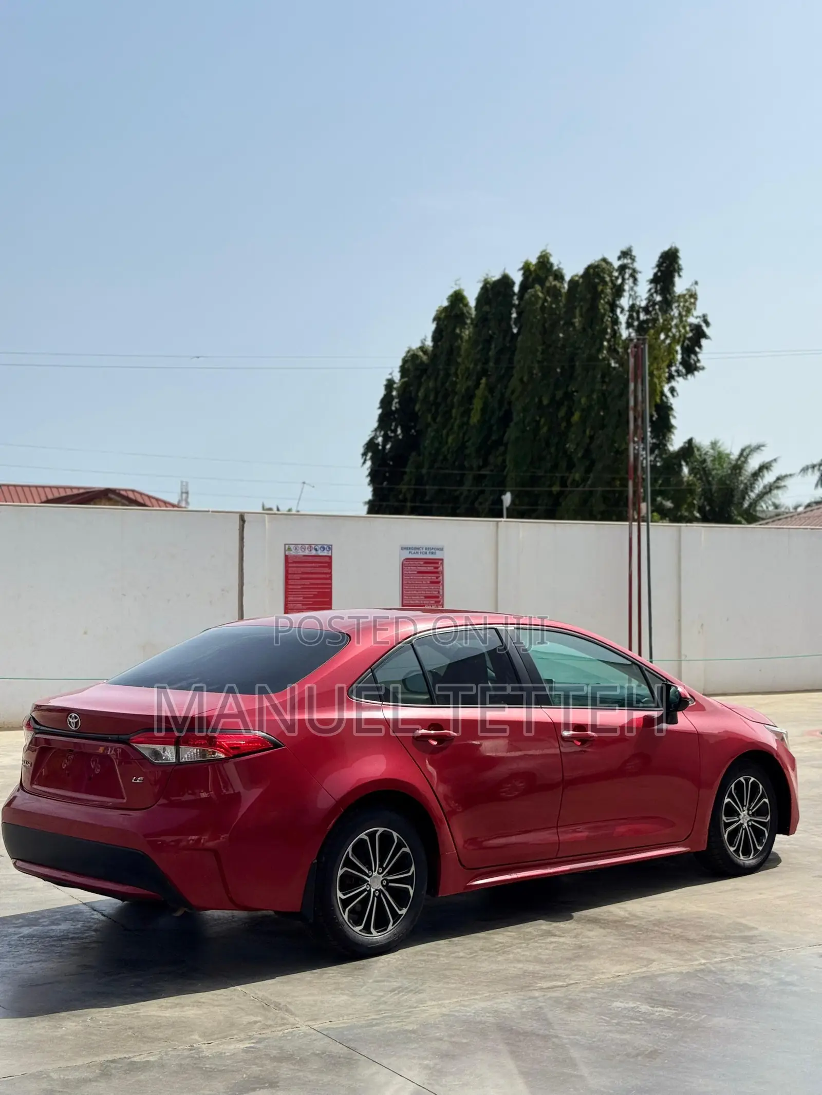 Toyota Corolla LE 2020 Red
