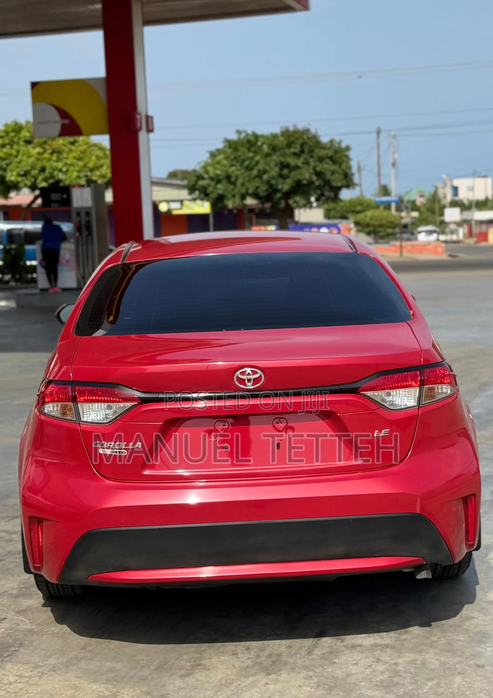 Toyota Corolla LE 2020 Red