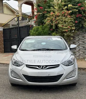 Hyundai Elantra 2015 Silver