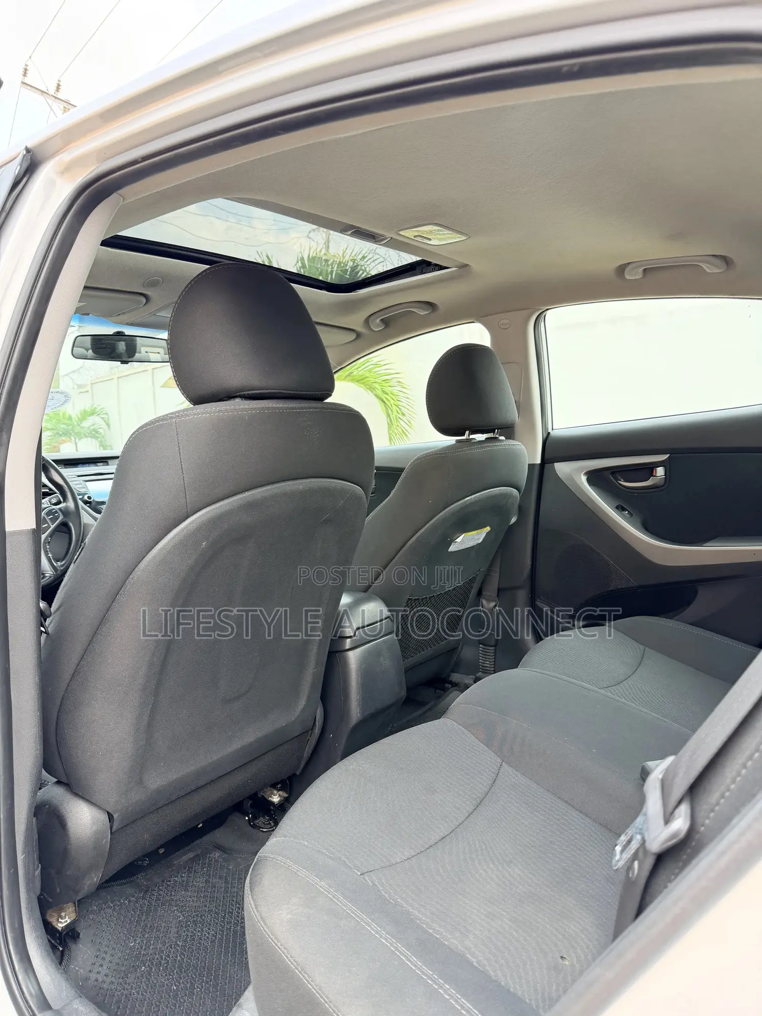 Hyundai Elantra 2015 Silver