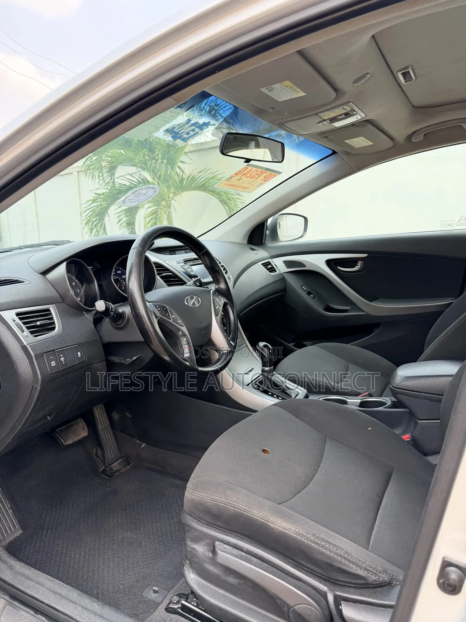 Hyundai Elantra 2015 Silver