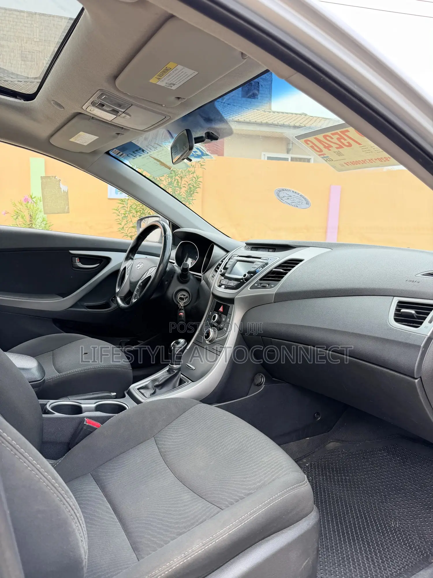 Hyundai Elantra 2015 Silver