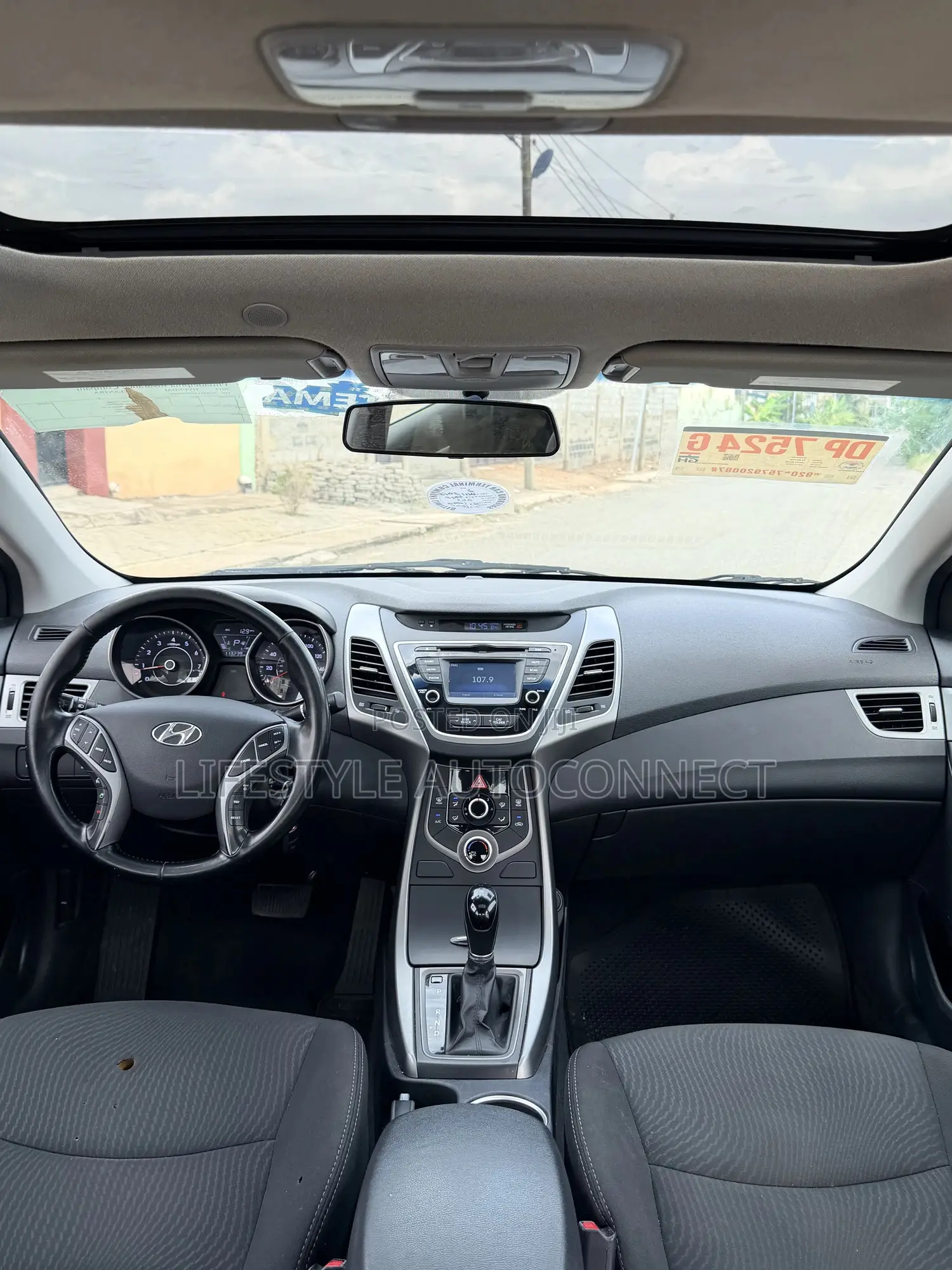 Hyundai Elantra 2015 Silver