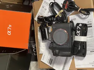 Sony A7 Iv Body With Accessories 1 Year Warranty