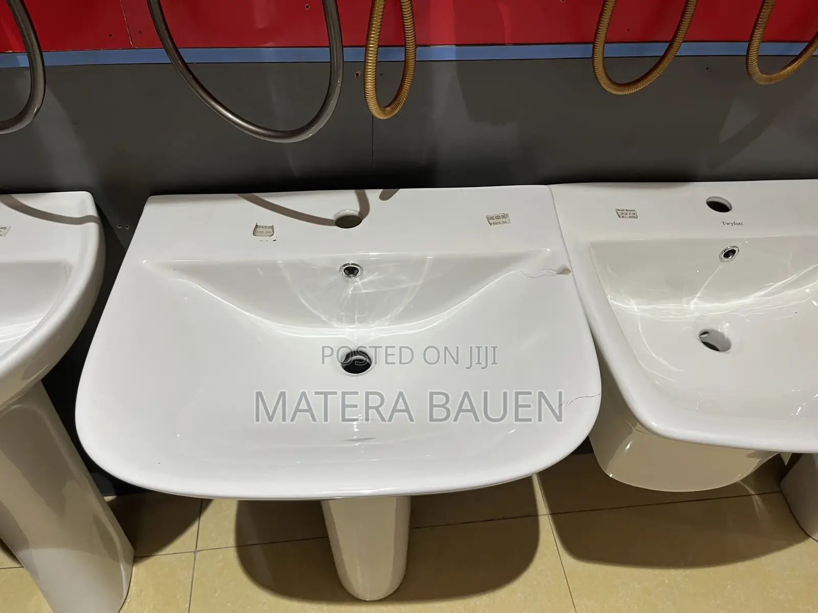 Wash Hand Basin With Pedestal 4010