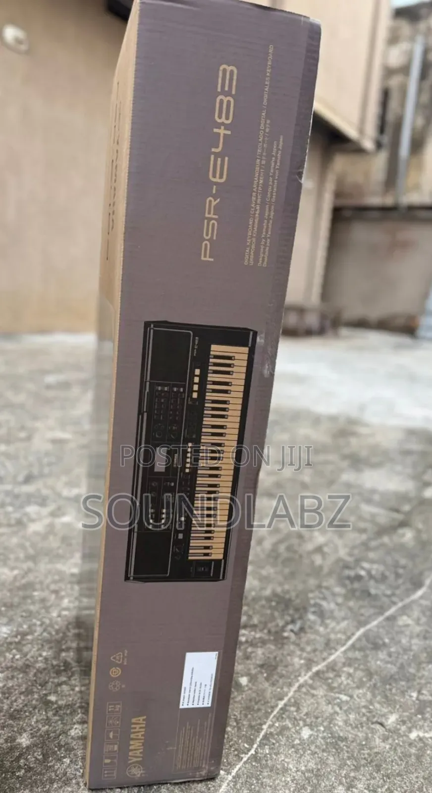 Yamaha PSR-E483 Portable Keyboard