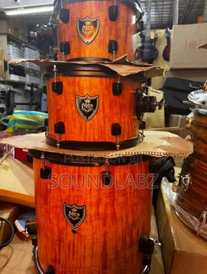 5-Piece Drum Set Featuring a Rosewood Finish.