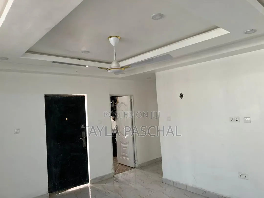 Furnished 4bdrm Apartment in West Hills Mall Area for sale