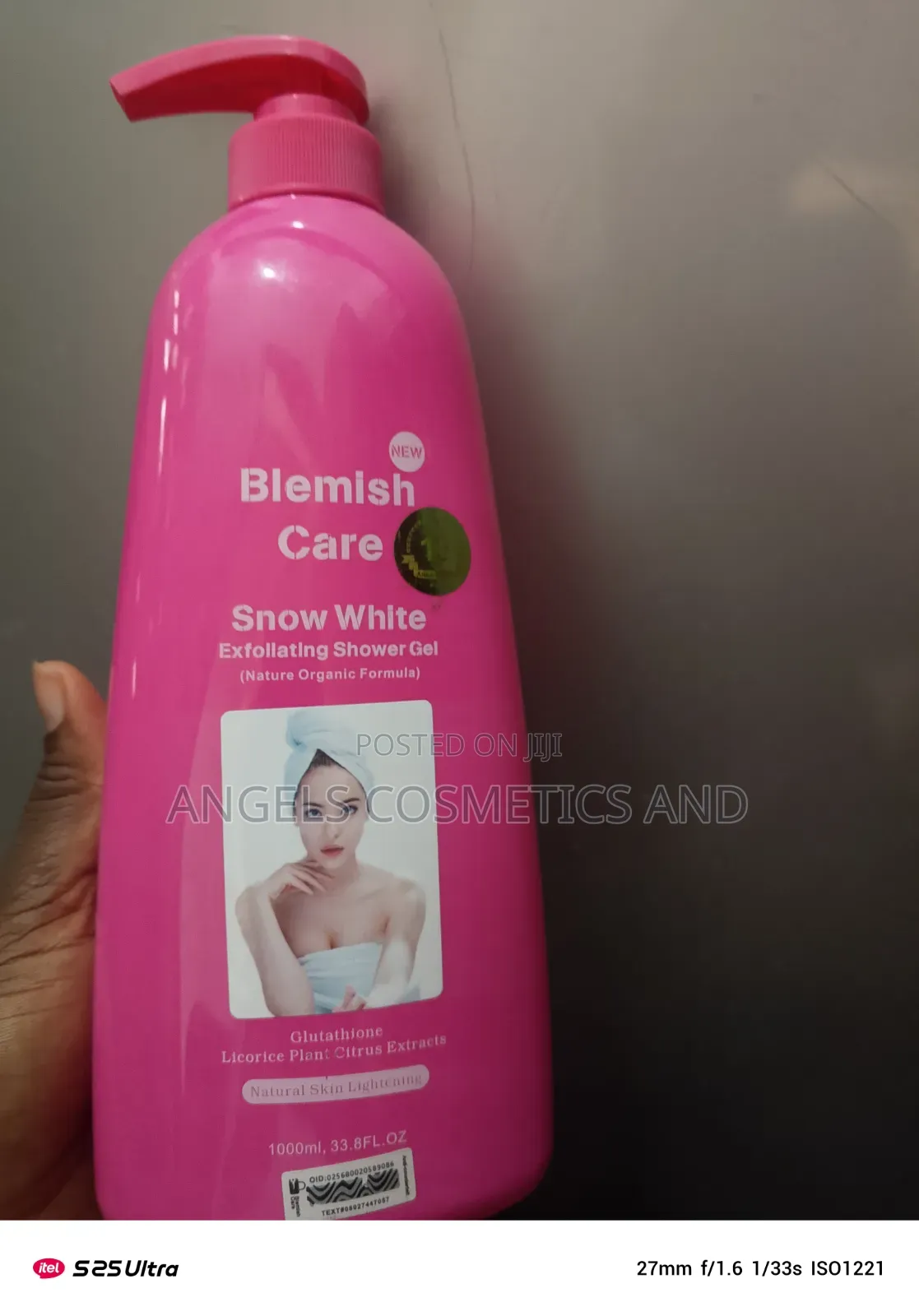 Blemish Care Snow White Exfoliating Shower Gel 1000ml