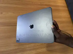 Apple iPad Pro 13 (2024) 256 GB Black