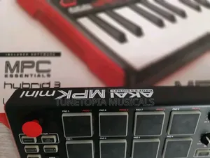 Akai Professional MPK Mini Mk3 Usb Midi Keyboard Controller.