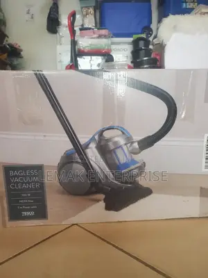Tesco Vcbl17 Bagless Cylinder Vacuum Cleaner 700w