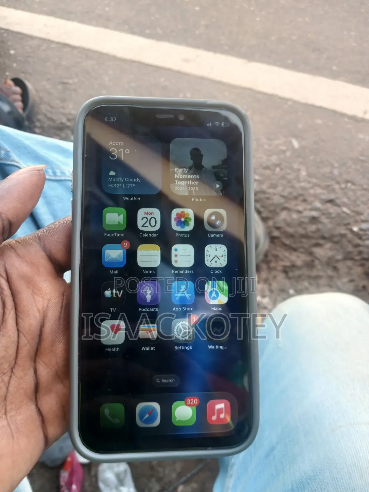 Apple iPhone 11 64 GB Red