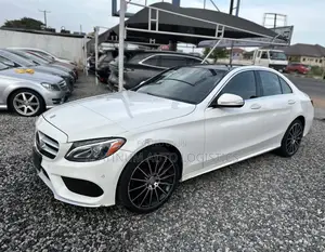 Mercedes-Benz C400 4Matic AWD Sedan (3.0L V6 7A) 2015 White