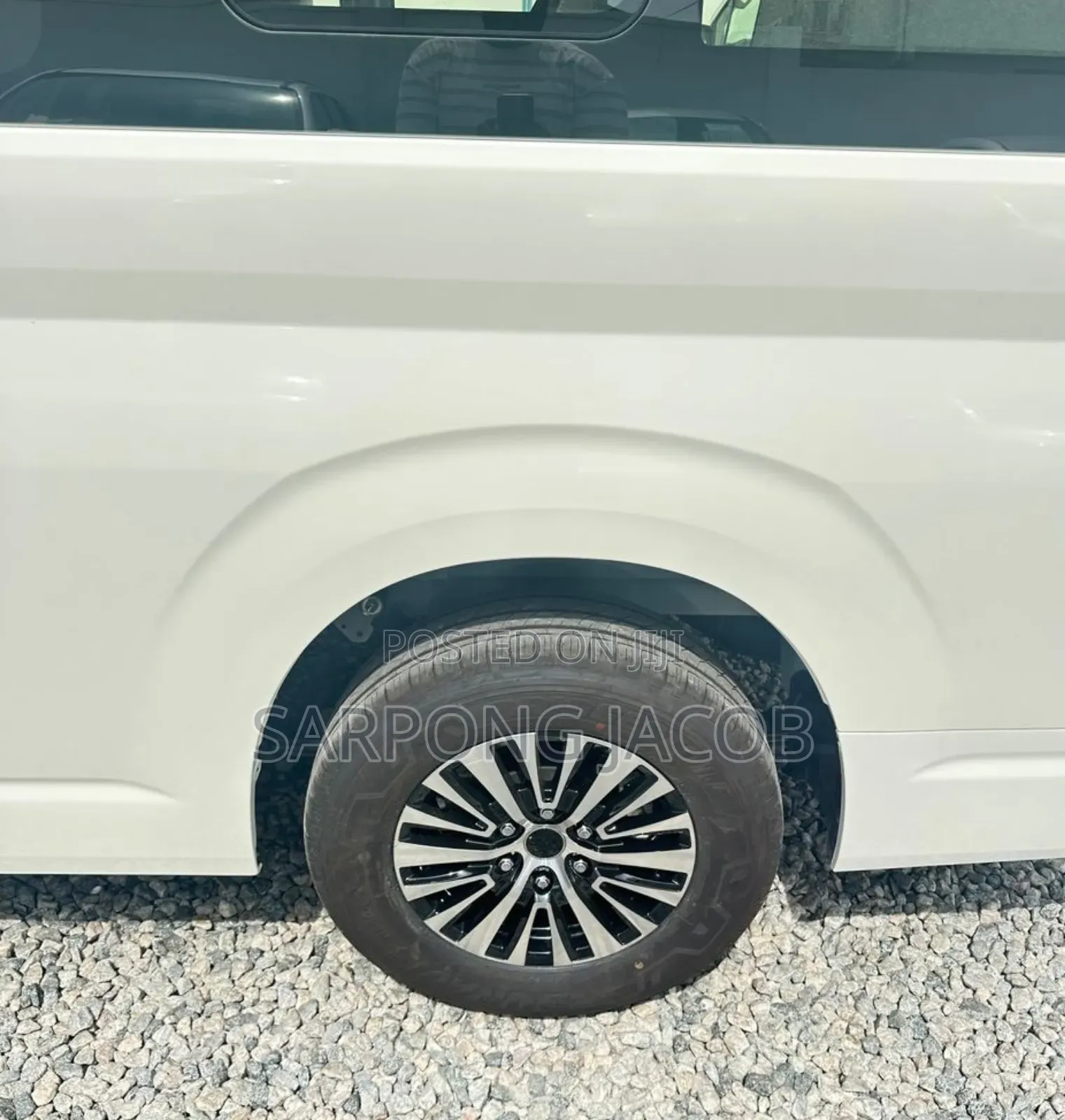 Toyota HiAce 2025 White