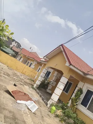 3bdrm House in Pantang Junction, New Site for rent