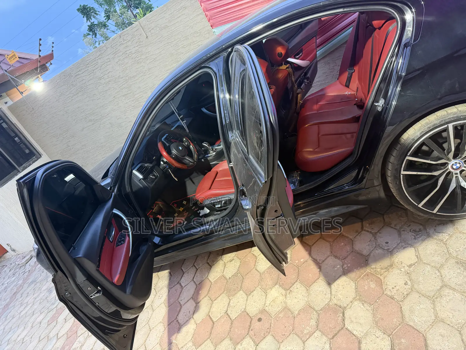 BMW 330i 2017 Black