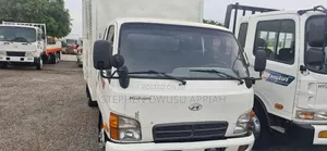 Hyundai Mighty Box Container