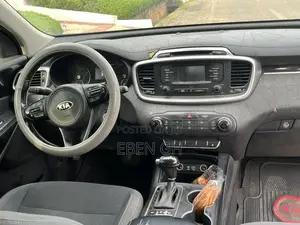 Kia Sorento 4dr SUV 2016 Black