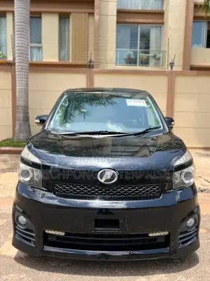 Toyota Voxy 2013 Black