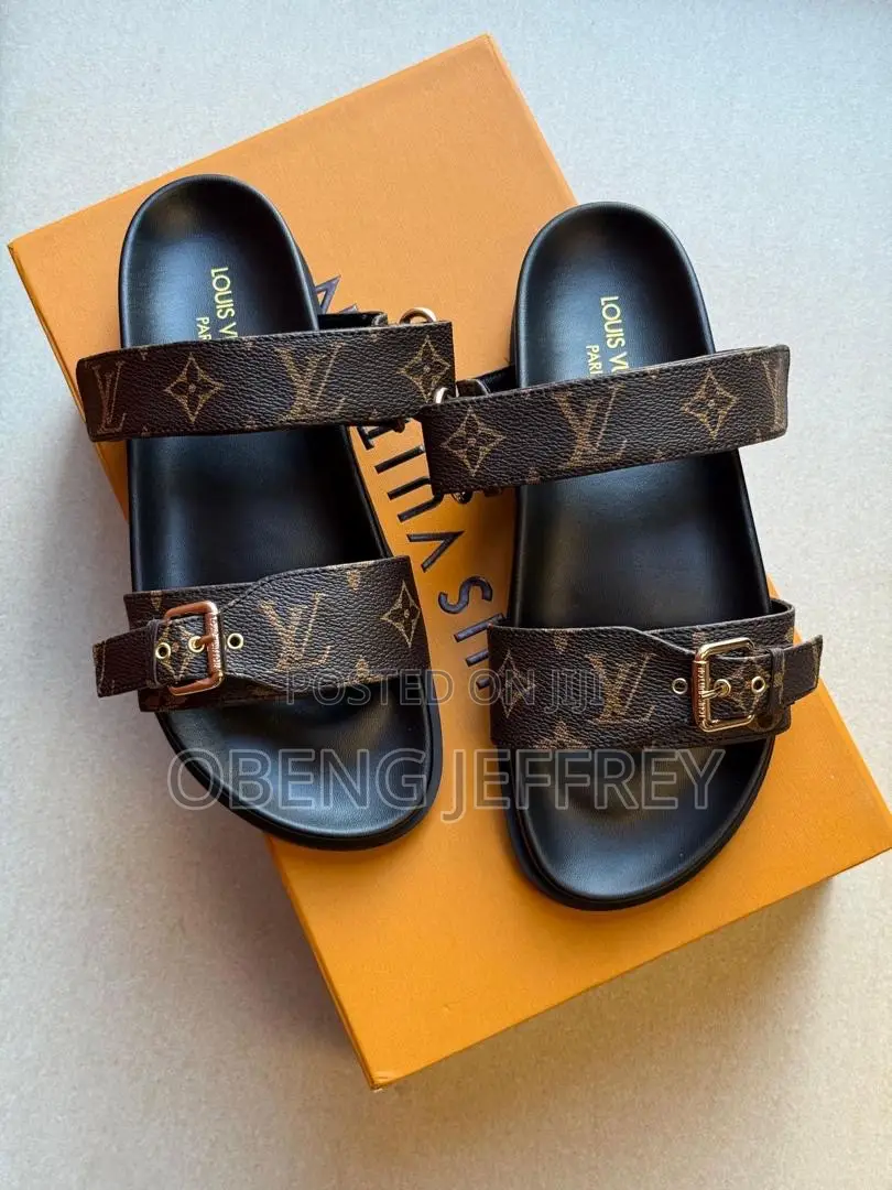Original Louis Vuitton Ladies Slippers/Sandals in Colours