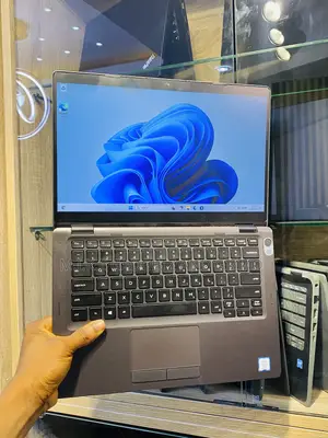 Laptop Dell Latitude 5300 8GB Intel Core i7 SSD 256GB