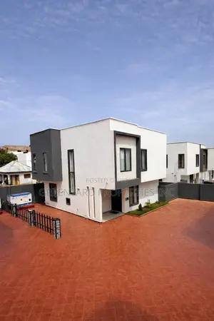 Furnished 3bdrm Townhouse / Terrace in Adjiringanor, East Legon