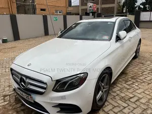 Mercedes-Benz E300 2018 White